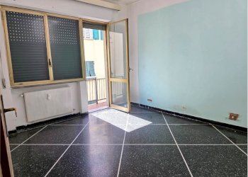 Three-room apartment Genova (neighborhood Sampierdarena) - photo 9