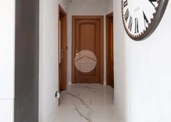 Three-room apartment Via Giuseppe Garibaldi, Volvera - photo 8