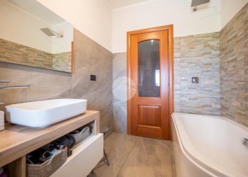 Three-room apartment Via Giuseppe Garibaldi, Volvera - photo 17