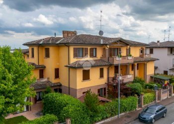 Three-room apartment Via A. Biasotto, Novellara - photo 2