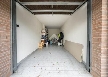 Three-room apartment Via A. Biasotto, Novellara - photo 24