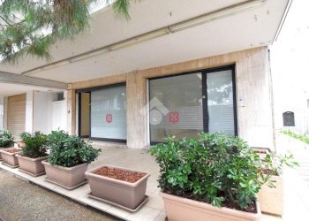 Shop Viale San Martino, Riccione - photo 5