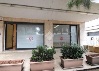 Shop Viale San Martino, Riccione - photo 7