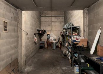 Box Via Silvestro Lega, Torino (neighborhood Rebaudengo) - photo 4