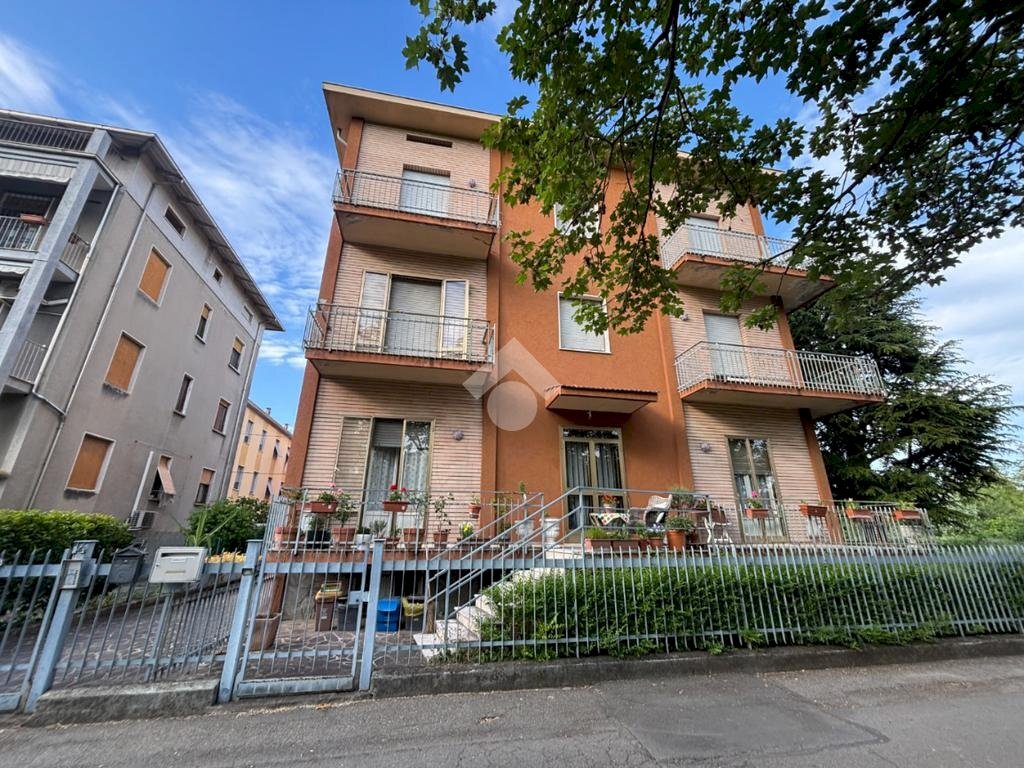 Three-room apartment Via Torrente Manubiola, Parma (neighborhood Montanara) - photo 1