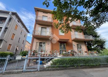 Three-room apartment Via Torrente Manubiola, Parma (neighborhood Montanara) - photo 1