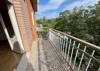 Three-room apartment Via Torrente Manubiola, Parma (neighborhood Montanara) - photo 11