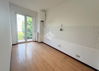 Trilocale Piazza Tirana, Milano (zona Giambellino) - foto 3