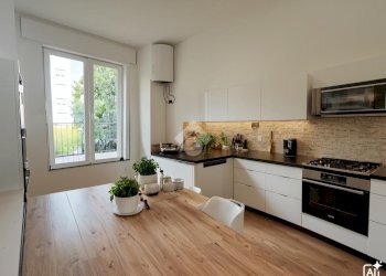 Trilocale Piazza Tirana, Milano (zona Giambellino) - foto 4