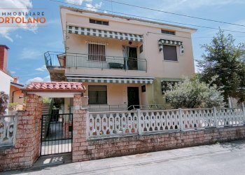 Foto 1 - Semi-detached house Via Mocille
 
6, Monfalcone - photo 1