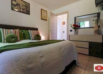 Camera da letto matrimoniale - Semi-detached house Loc. Rovieto Superiore
 
139, Stella - photo 9