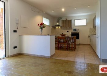 Cucina a vista - Semi-detached house Loc. Rovieto Superiore
 
139, Stella - photo 21