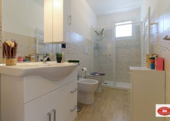 Bagno nuovo - Semi-detached house Loc. Rovieto Superiore
 
139, Stella - photo 23