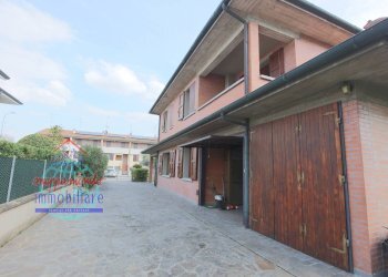 Foto 3 - Semi-detached house VIA PAPA GIOVANNI XXIII
 
14/B, Malalbergo - photo 3