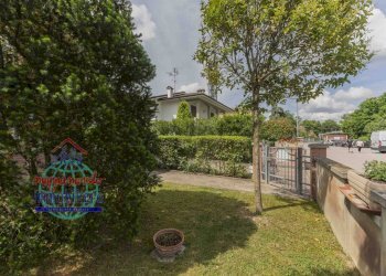 Foto 3 - Semi-detached house VIA PAPA GIOVANNI XXIII
 
14/B, Malalbergo - photo 3