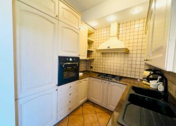 Foto 28 - Three-room apartment Via Monasterace
 
31, Roma - photo 28