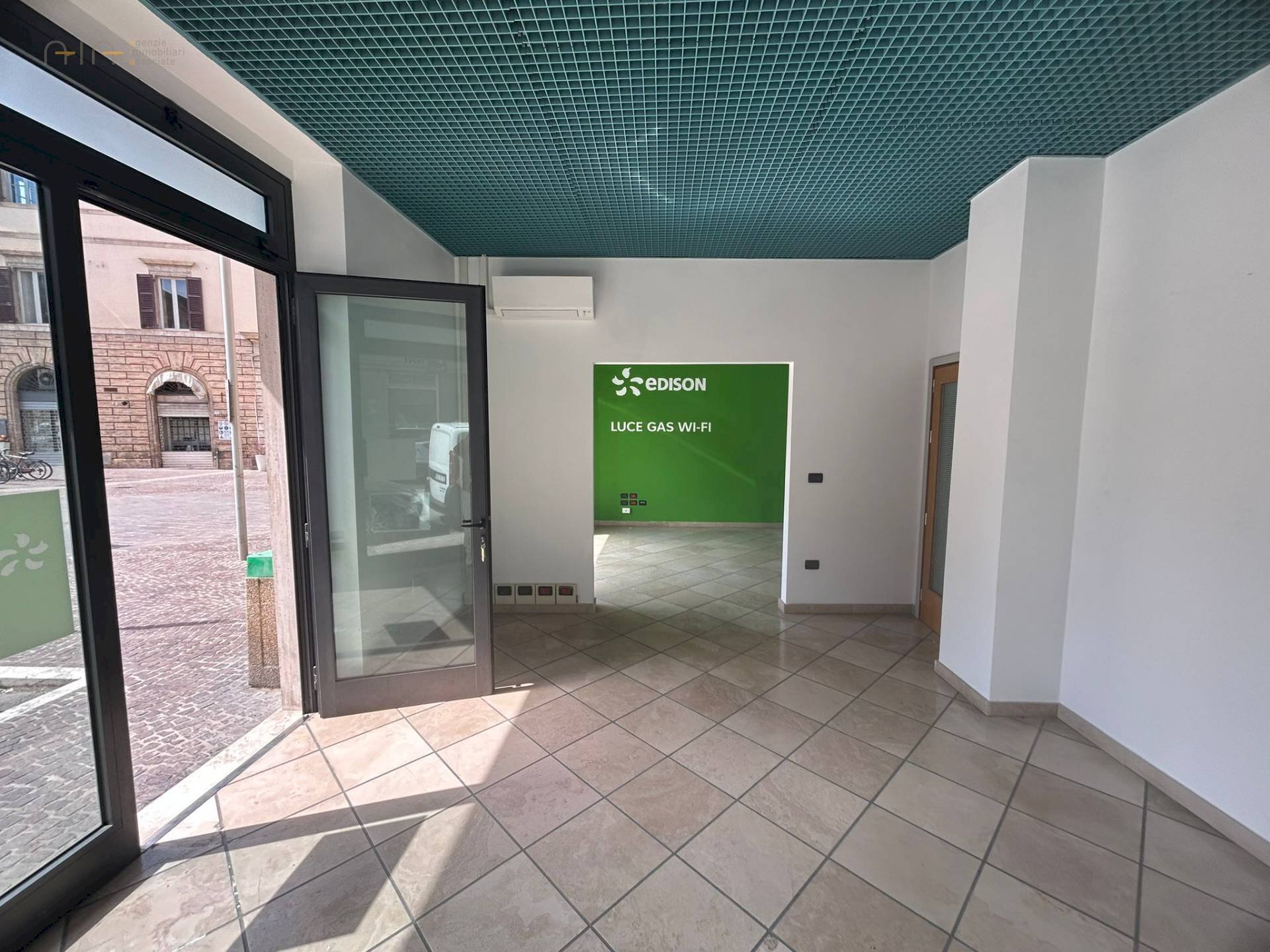 Foto 3 - Ufficio Piazza Cesare Battisti
9, San Benedetto del Tronto - foto 3