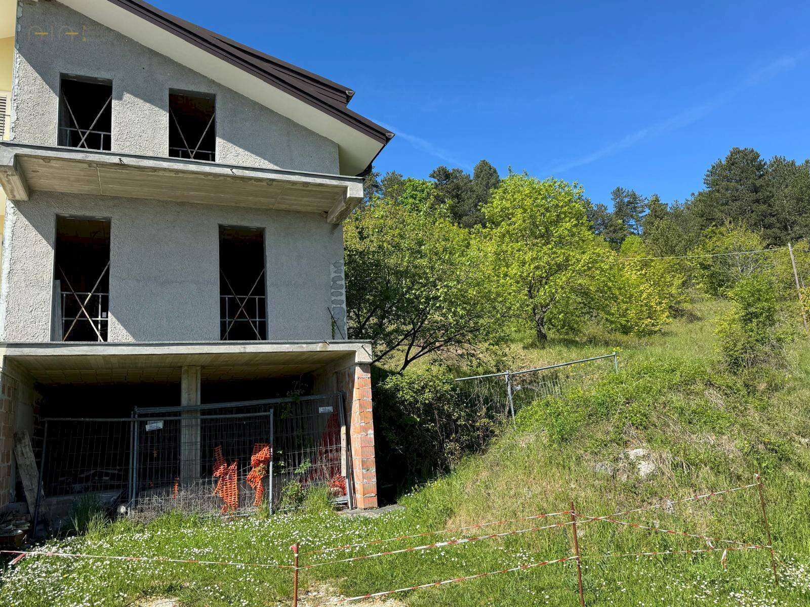 Foto 1 - Villa a Schiera C.da Luogo di Sasso, Montefalcone Appennino - foto 1