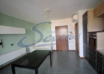 Foto 2 - Bilocale via G. Rossini
 
35, Cesano Maderno - foto 2