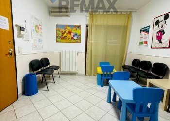 Sala da pranzo - Office Via Parigi
 
13, Casamassima - photo 9