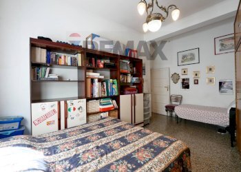 Camera / camera da letto - Appartamento Via Giacomo Matteotti
 
29, Bari - foto 14