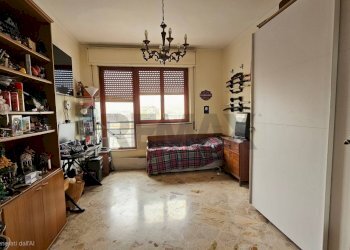 Camera / camera da letto - Apartment Viale della regione siciliana Nord Ovest
 
2551, Palermo - photo 8