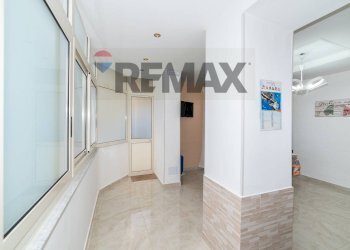 Ricezione / Lobby - Trilocale via Del Falcetto
 
58, Catania - foto 16