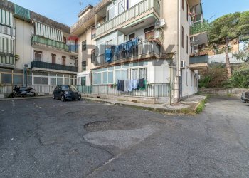 Edificio all\'aperto - Trilocale via Del Falcetto
 
58, Catania - foto 25