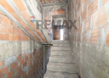 Scale - Apartment Via Domenico Gagini
 
4, Aci Castello - photo 5