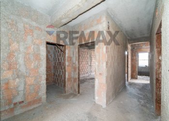 Hall / corridoio - Apartment Via Domenico Gagini
 
4, Aci Castello - photo 8