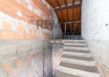 Scale - Apartment Via Domenico Gagini
 
4, Aci Castello - photo 26