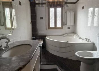 Bagno - Apartment piazza macarione
 
4, Giarre - photo 15