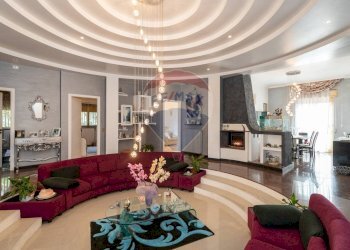 Soggiorno - Villa Via Aristofane
 
3, Caltagirone - foto 17