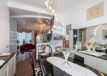 Sala da pranzo - Villa Via Aristofane
 
3, Caltagirone - foto 19