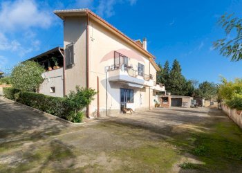 Casa all\'aperto - Villa Via Aristofane
 
3, Caltagirone - foto 30
