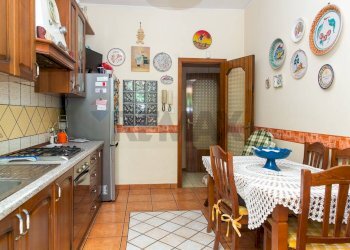 Cucina - Four-room apartment Via Barriera
 
27, Catania - photo 10