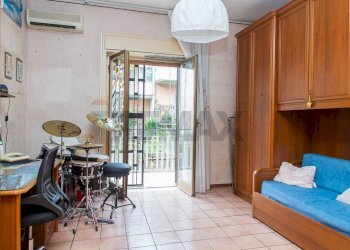 Sala da pranzo - Four-room apartment Via Barriera
 
27, Catania - photo 12