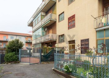 Edificio all\'aperto - Four-room apartment Via Barriera
 
27, Catania - photo 21