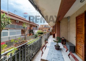 Balcone - Appartamento Via Nocilla
 
105, Aci Sant'Antonio - foto 8