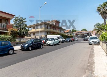 Edificio all\'aperto - Appartamento Via Nocilla
 
105, Aci Sant'Antonio - foto 28