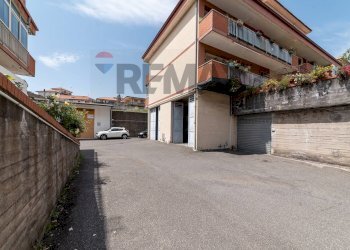 Edificio all\'aperto - Warehouse Via nocilla
105/B, Aci Sant'Antonio - photo 3