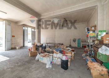 Dispensa di stoccaggio - Warehouse Via nocilla
105/B, Aci Sant'Antonio - photo 10