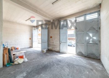 Stanza vuota - Warehouse Via nocilla
105/B, Aci Sant'Antonio - photo 25