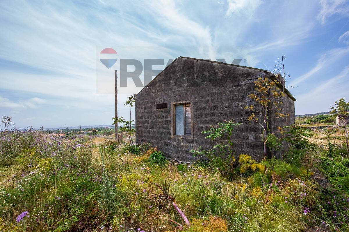 Casa all\'aperto - Terreno agricolo Via Santa Margherita
snc, Mascalucia - foto 2
