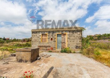 Casa all\'aperto - Terreno agricolo Via Santa Margherita
snc, Mascalucia - foto 17