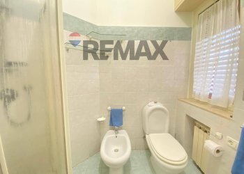 Bagno - Four-room apartment Via Sebastiano Guzzoni
 
2, Catania - photo 21