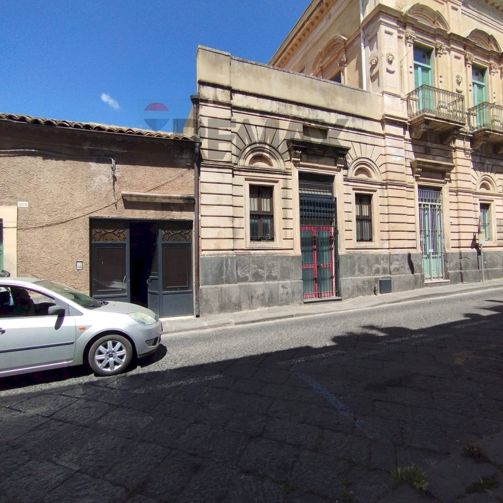Edificio all\'aperto - Locale Commerciale Via Vittorio Emanuele
268, Santa Maria di Licodia - foto 3