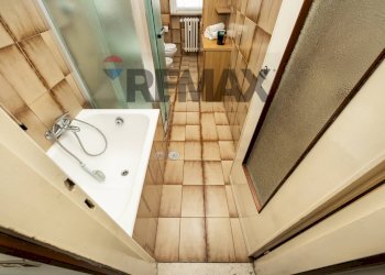 Bagno - Bilocale Via Leonardo Da Vinci
 
6, Bussero - foto 10