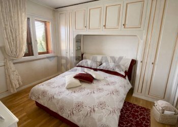 Camera / camera da letto - Villa Via pio iii
 
8, Sarteano - foto 12