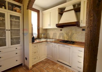 Cucina - Villa VIA PICCARATICO
 
110, Vinci - photo 17